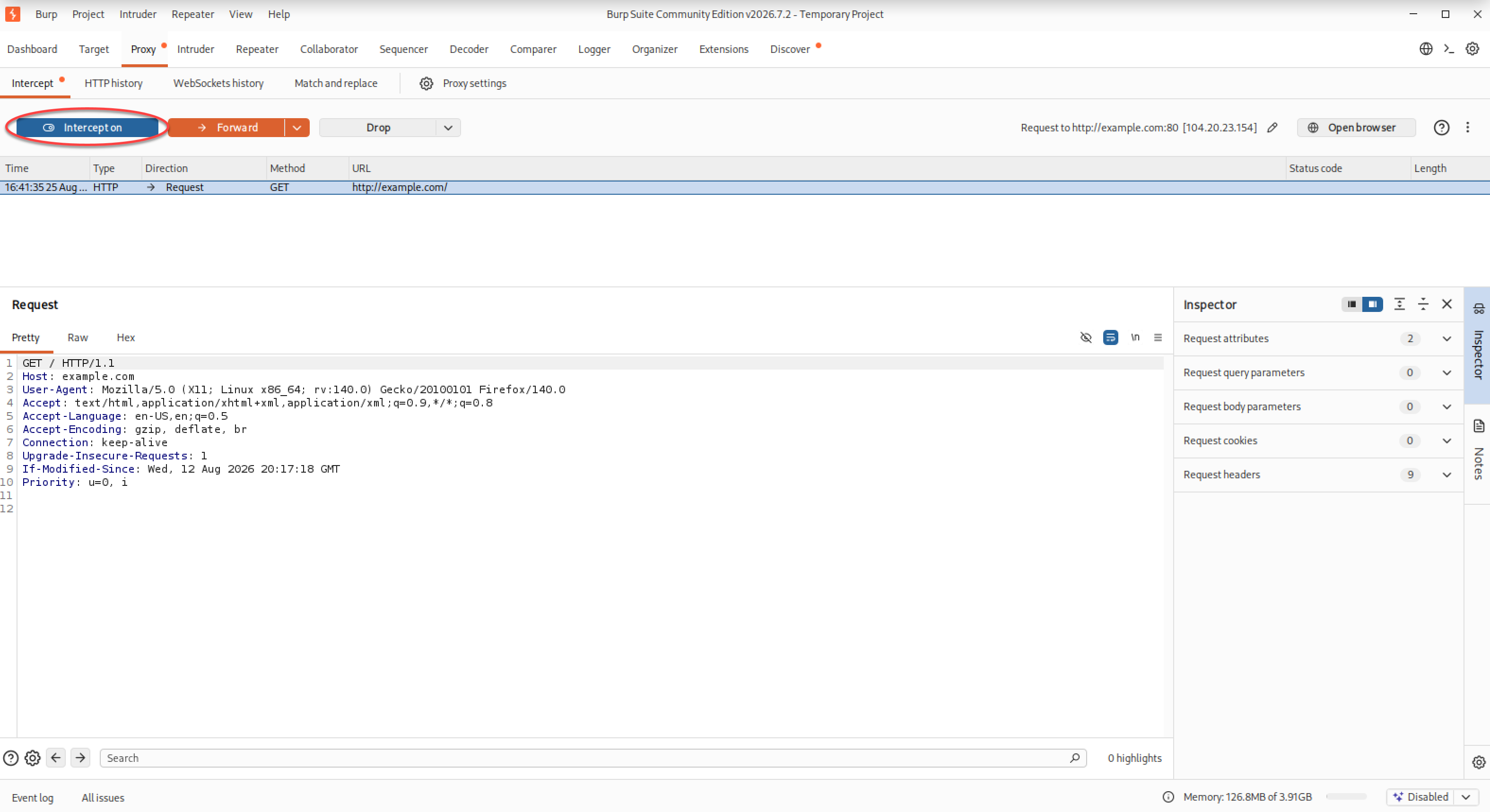 Requête HTTP vers example.com interceptée dans Burp Suite avec Intercept activé